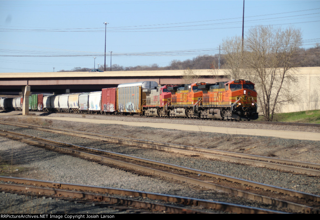 BNSF 4367 East